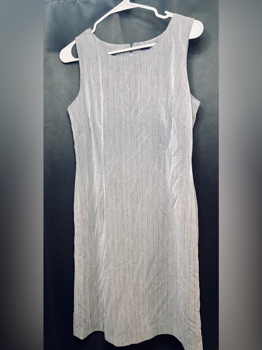 Chadwicks Silver-Gray Sleeveless Sheath Dress